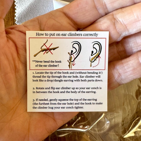 NWT silver Marie June dripping ear climbers - Picture 6 of 8